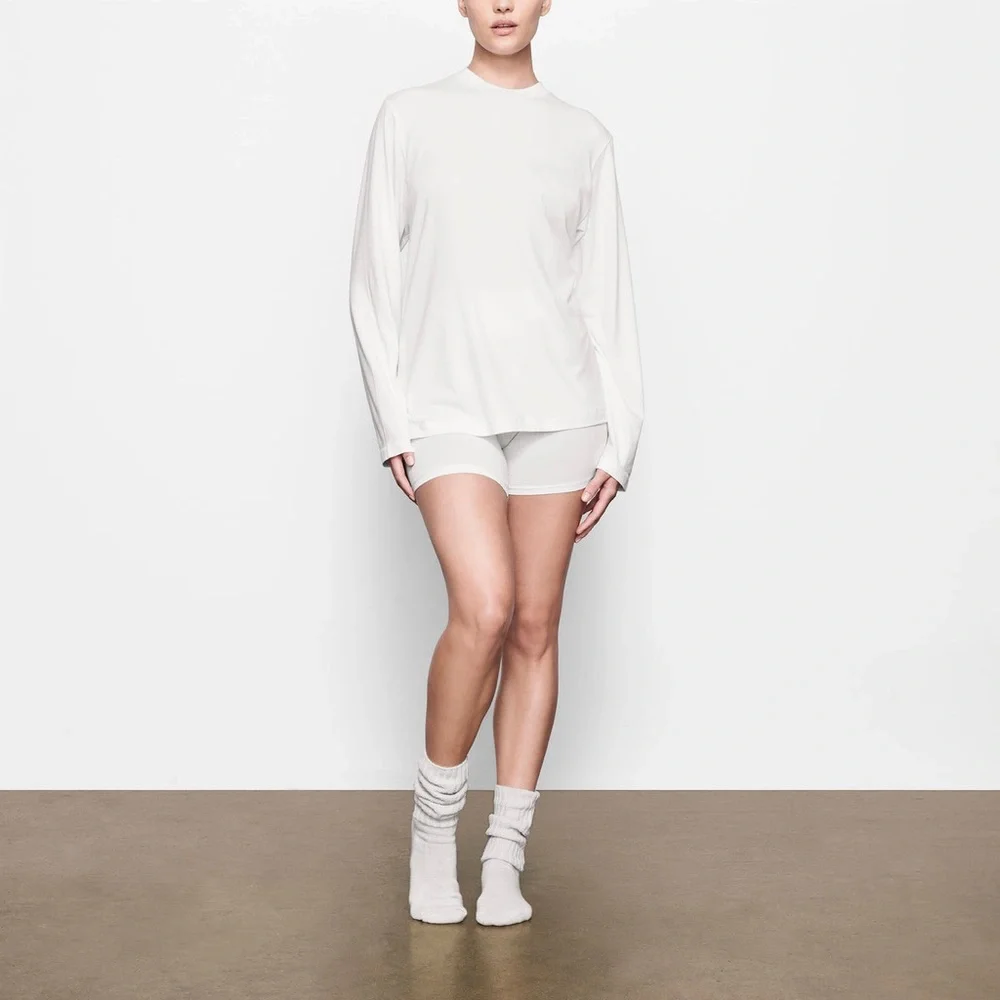SKIMS BOYFRIEND LONG SLEEVE T-SHIRT, size S see measurements, nwot